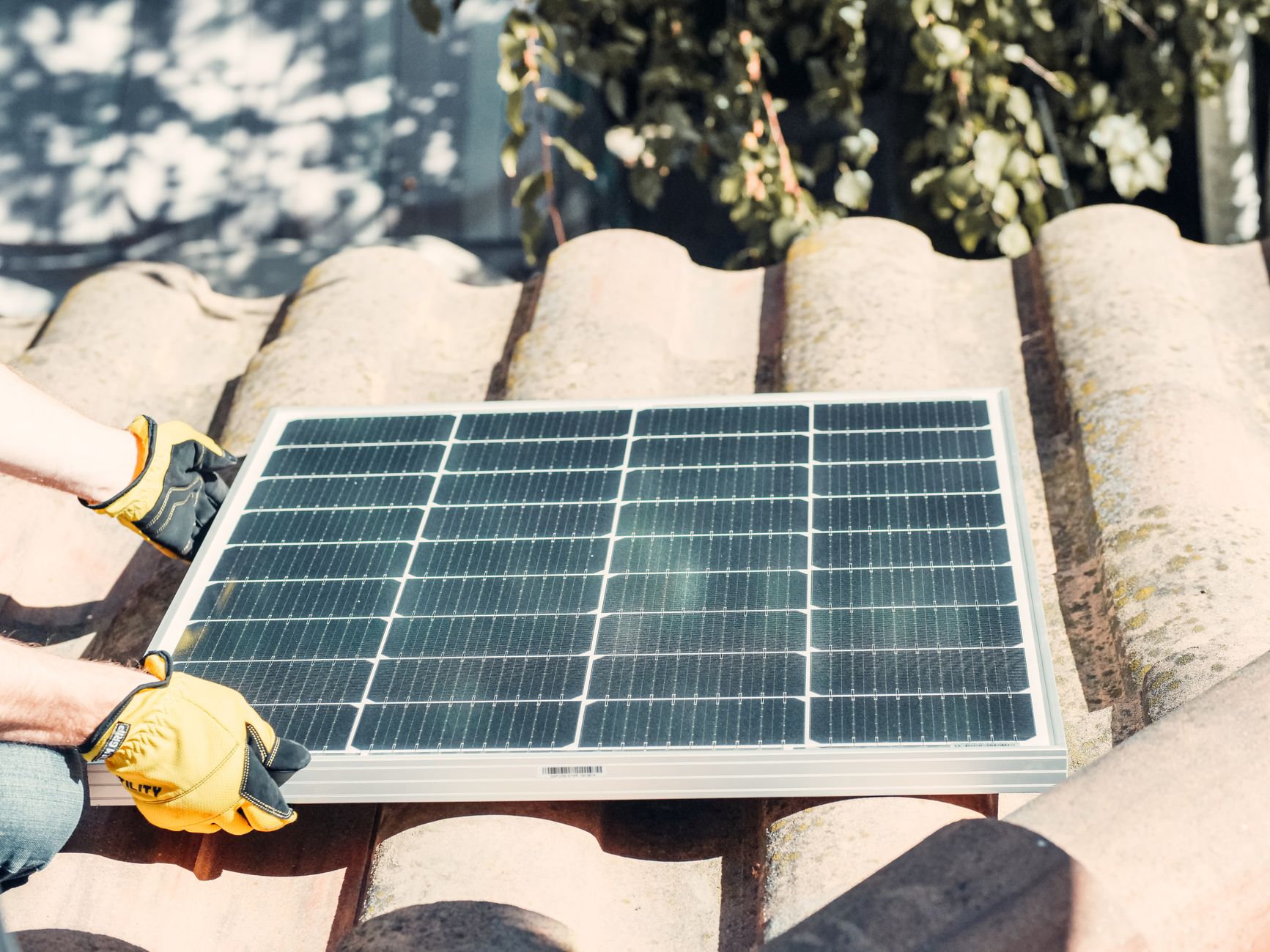Installateur panneaux solaires équipe à Corbeil-Essonnes